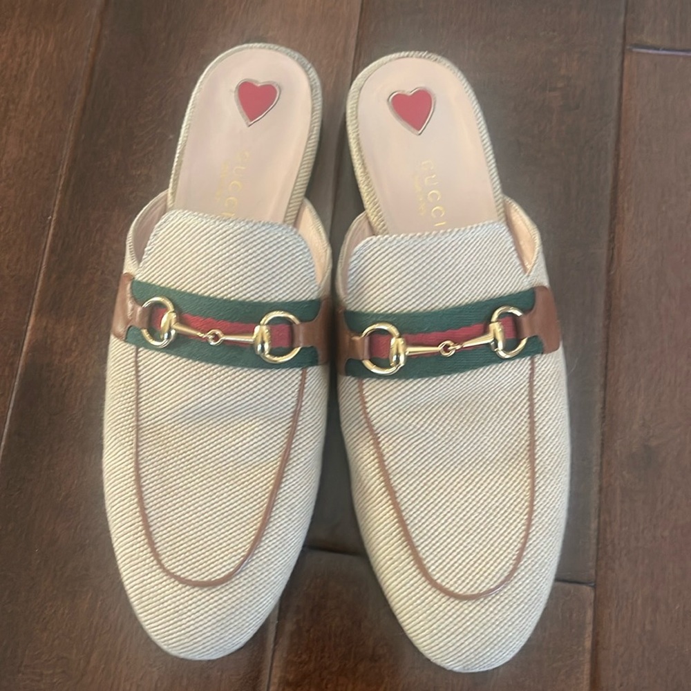 Gucci mule size 38.5